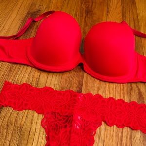 NWOT PINK Victoria’s Secret Red Lace Set